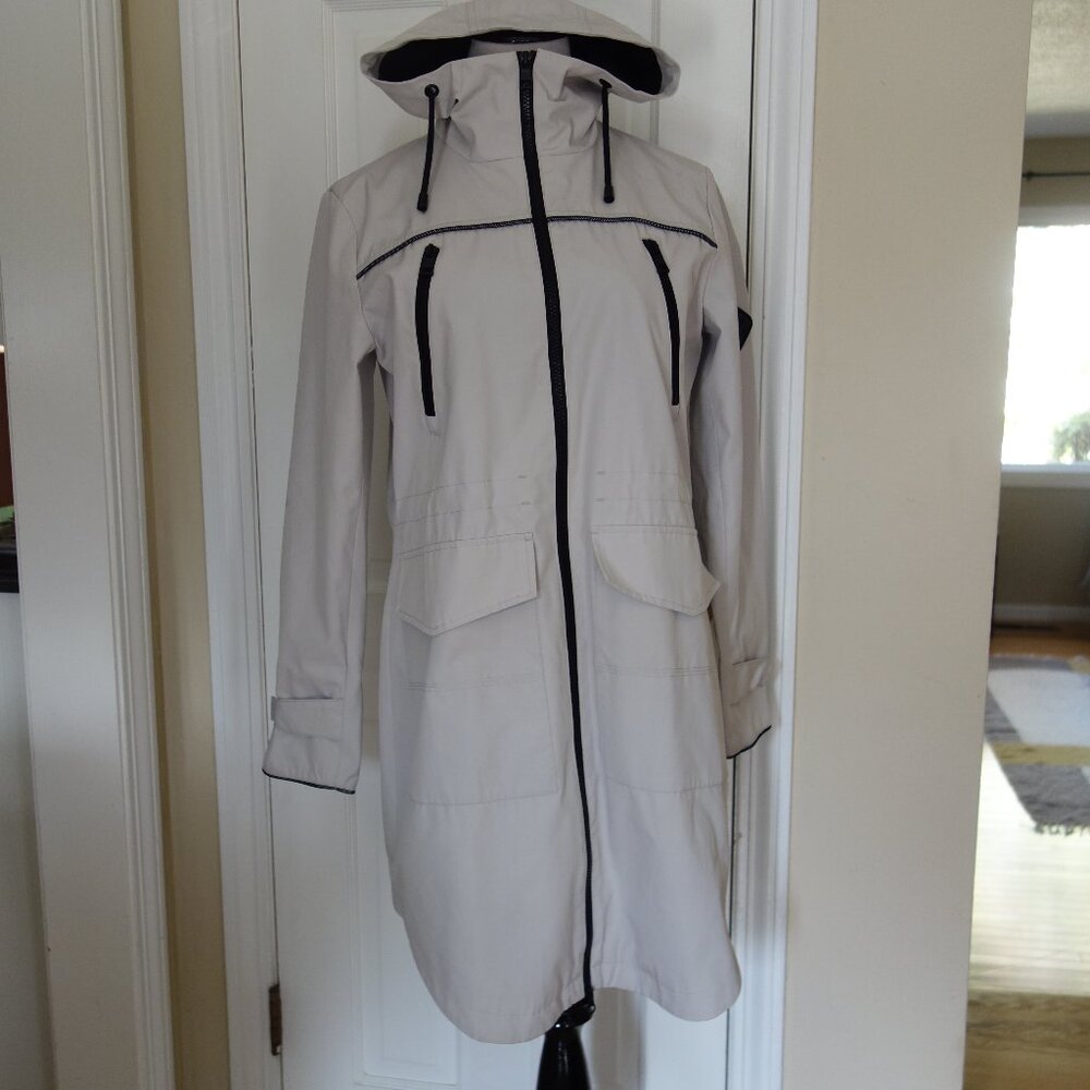 ALPINE NORTH – Canada – Long Full Zip Hooded Tan Jacket Coat – Wmns Med